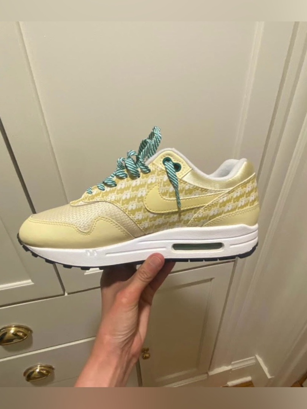 Nike lemonade airmax